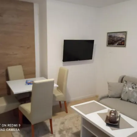 Apartman Knez Dva Apartmana * 페일